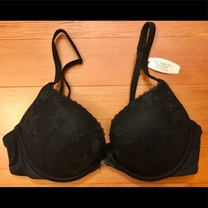 VICTORIA’S SECRET Body By Push Up Bra 34C